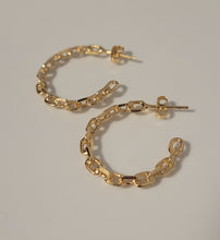 Load image into Gallery viewer, Kyra Paper Clip Hoops