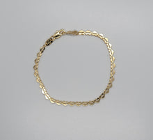 Load image into Gallery viewer, Shani heart bracelet