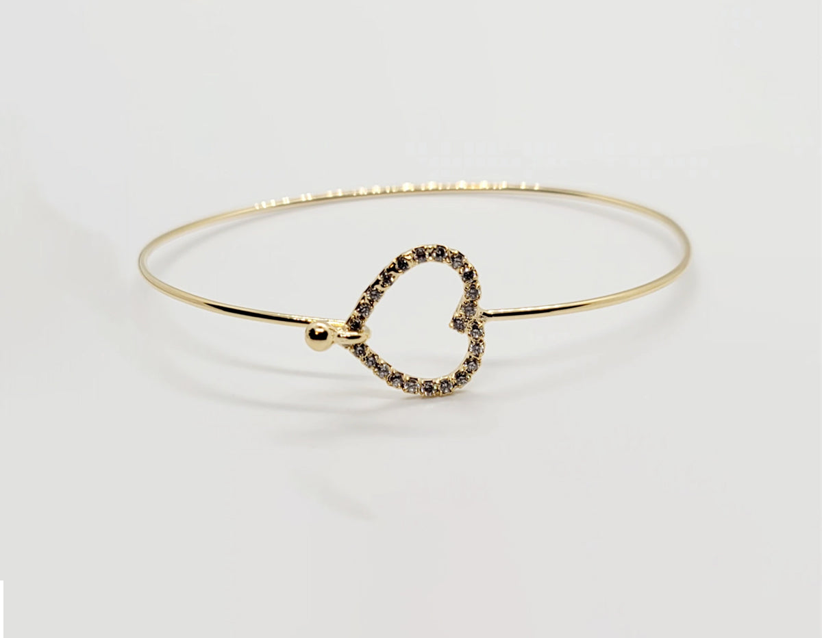 Amour Heart Buckle Bangle