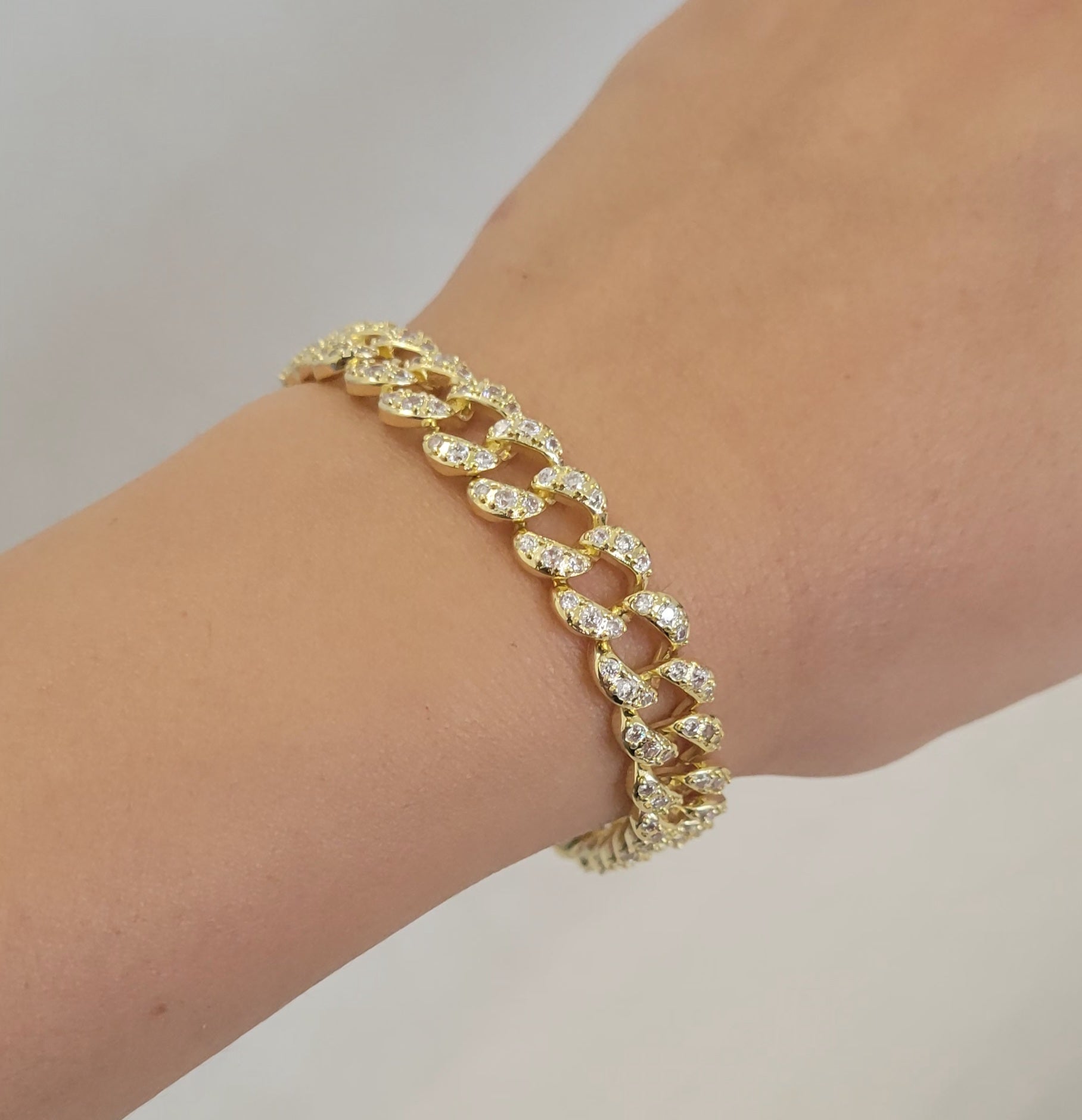 Isla Stone Cuban Link Bracelet